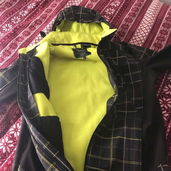 Ski Jacket - Picture 4 of 5